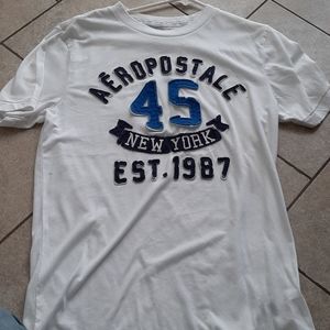 Aeropostale t-shirt. New with tags